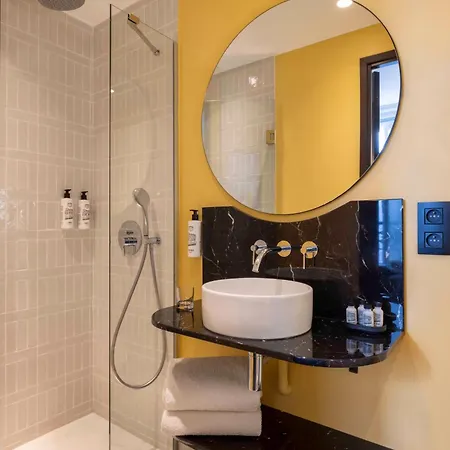 Le Clark 4* Paris