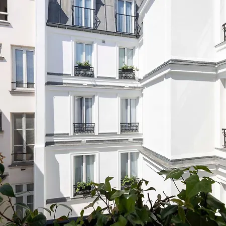 Le Clark 4* Paris
