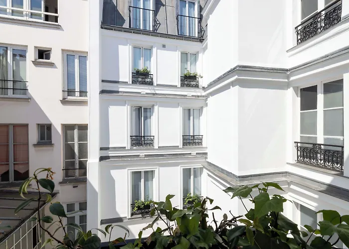 Le Clark Hotel Paris