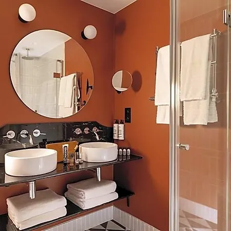 Hotell Le Clark Paris