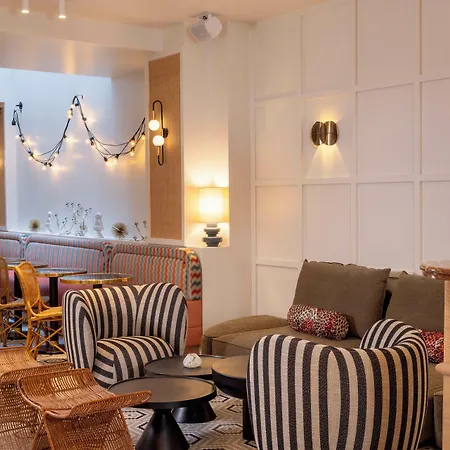 Le Clark Otel